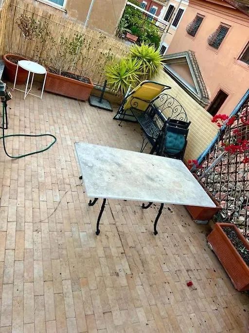 דירה רומא La Rosa Di Piazza Spagna איטליה